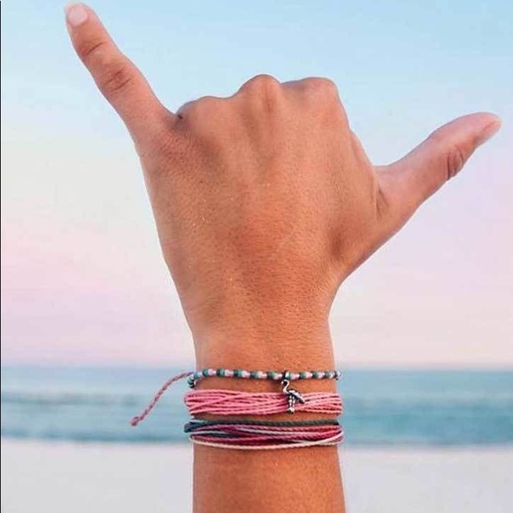 PURA VIDA MYSTERY BOX - Picture 3 of 13